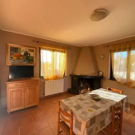 Appartamento/casa Vacanze A Nocera Terinese Apartment