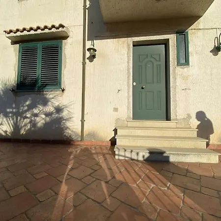 아파트 Appartamento/casa Vacanze A Nocera Terinese Fronte Aguglieri